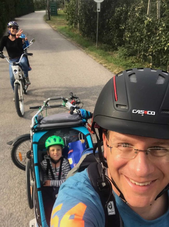 Familienurlaub mit dem E-Bike youmo.ch